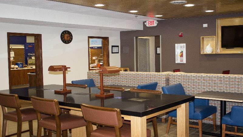 Holiday Inn Express Winfield - Teays Valley Hurricane Ngoại thất bức ảnh
